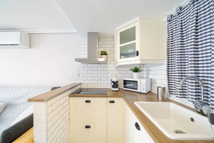 Ferienwohnung für 6 Personen, mit Kinderpool und Garten in Benidorm - 4