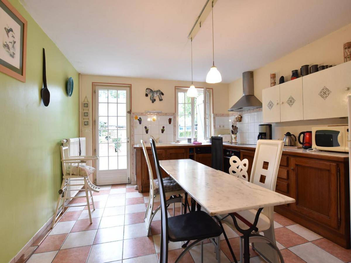 Five-Bedroom Holiday Home in Englancourt, Aisne