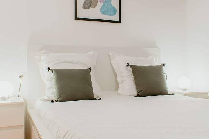 Entire apartment, Paillette (Centre-Ville) in Le Havre, Le Havre region