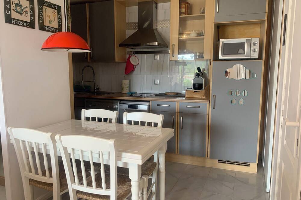 Geheel appartement, Garden level sea view heated swimming pool air conditioning in Le Trayas, Saint-Raphaël