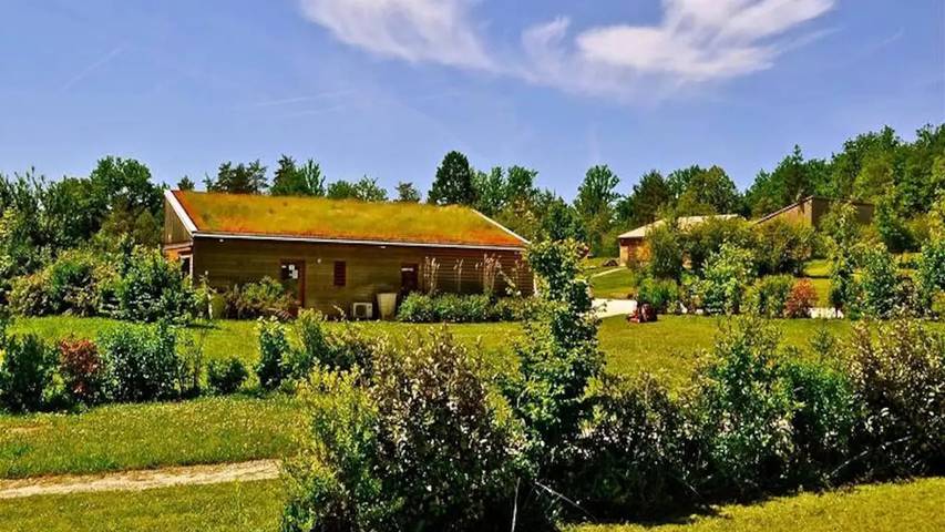 Gîte pour 7 personnes, avec jardin à Sorges - 2