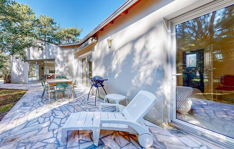 Location de vacances pour 6 personnes, avec jardin et terrasse, animaux acceptés dans La Palmyre - 2