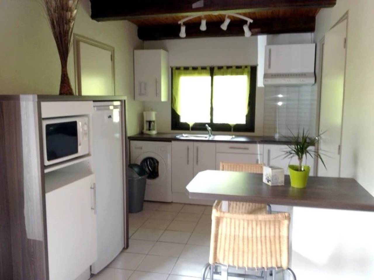 Zecamping 4 étoiles animé piscine chiens acceptés chalet Tv clim in Saint-Rome-de-Tarn, Parc naturel régional des Grands Causses