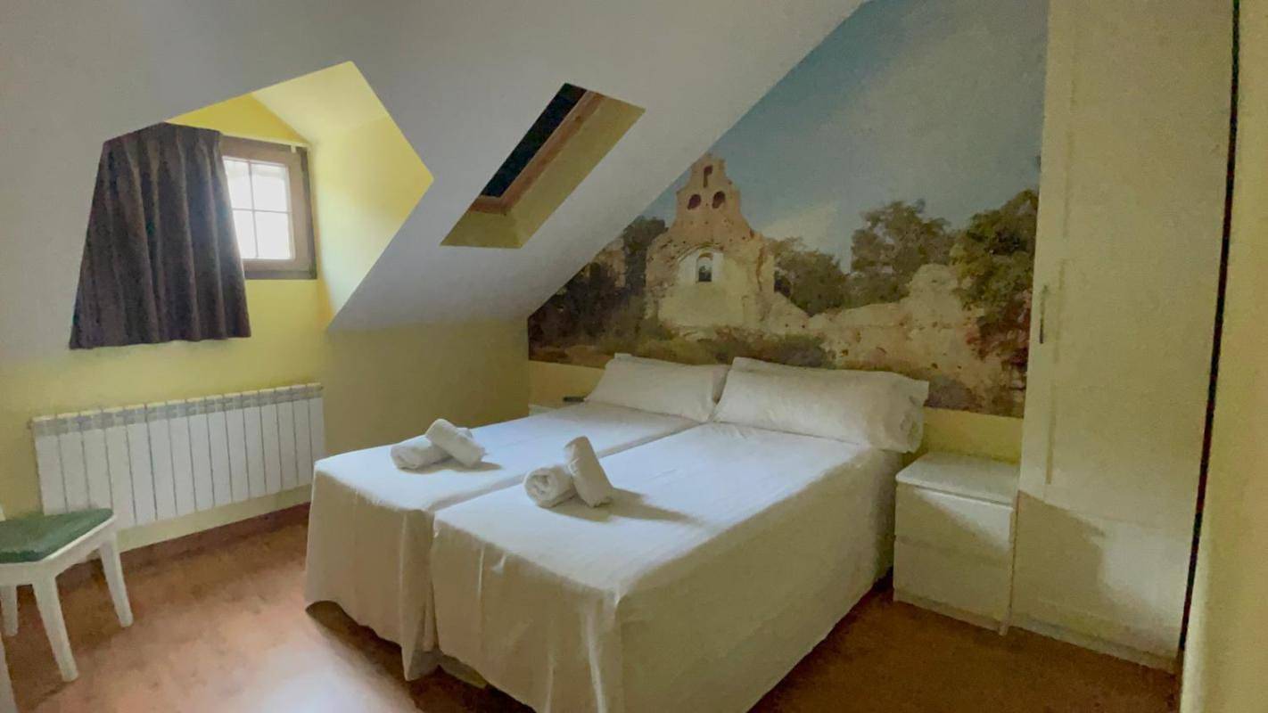 Habitaciones dobles o twin del Hotel The Way Molinaseca in Molinaseca, El Bierzo