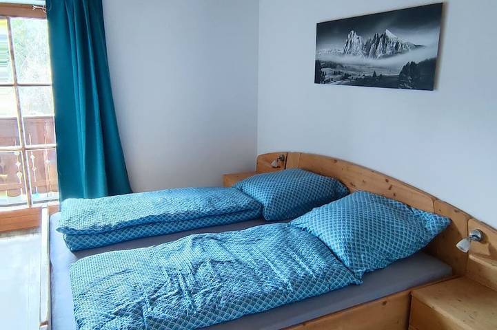 Ganze Wohnung, Ferienwohnung, ca. 70m², 1-4 Pers., 1Sz, Wsz, Kü, Du/Wc, Bk in Bischofswiesen, Berchtesgadener Alpen