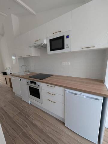 Gîte pour 5 personnes, avec terrasse à Saint-Laurent-de-Mure