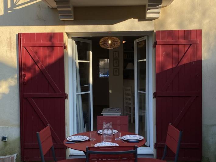 Appartement entier, Charmant Cottage avec Jardin à Deux Pas du Port - Dives-sur-Mer in Dives-sur-Mer, Région de Lisieux