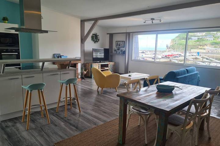 Gîte pour 4 personnes, avec terrasse dans Port De Fecamp