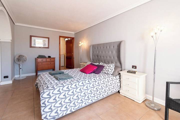 Villa pour 12 personnes, avec piscine ainsi que balcon et jardin à Playa de las Américas - 3