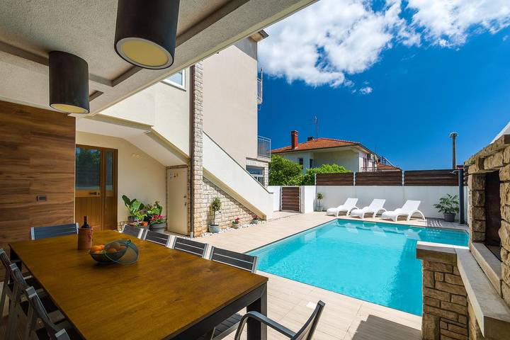Villa für 10 Personen, mit Pool und Garten in Pula - 3