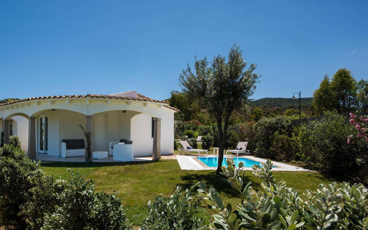 Limone Beach Resort in Cala Sinzias, Castiadas