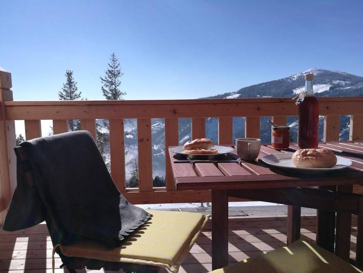 Ferienhaus für 8 Personen, mit Balkon und Terrasse sowie Garten und Sauna