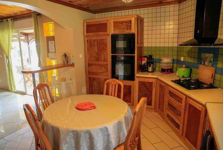 Location de vacances pour 14 personnes, avec balcon ainsi que jardin et vue à Cilaos - 4