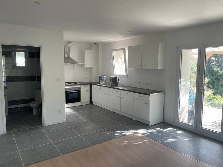 Location de vacances pour 4 personnes, avec vue ainsi que bassin pour enfant et jardin, animaux acceptés à Villelongue-d'Aude - 3