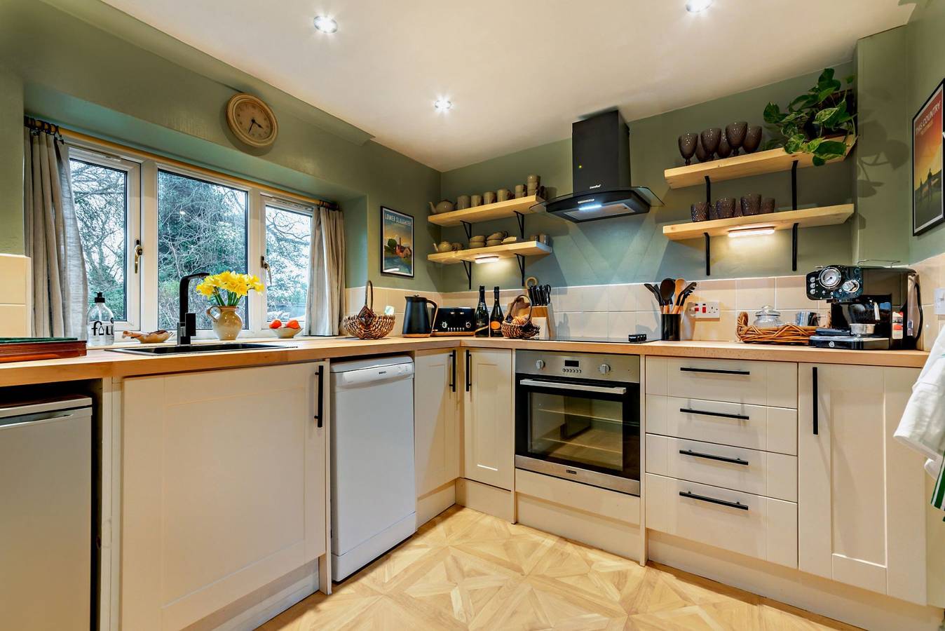 Holly Cottage in Bourton-on-the-Water, Gloucestershire