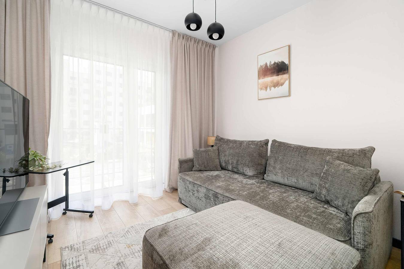 Ganze Wohnung, Cosy Apartment with a Balcony | Parking | Close to Green Spaces in Posen, Großpolen