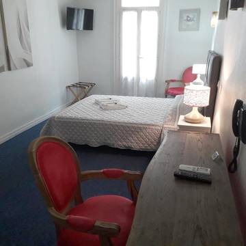 Hôtel pour 4 personnes dans Theatre Moliere Scene Nationale