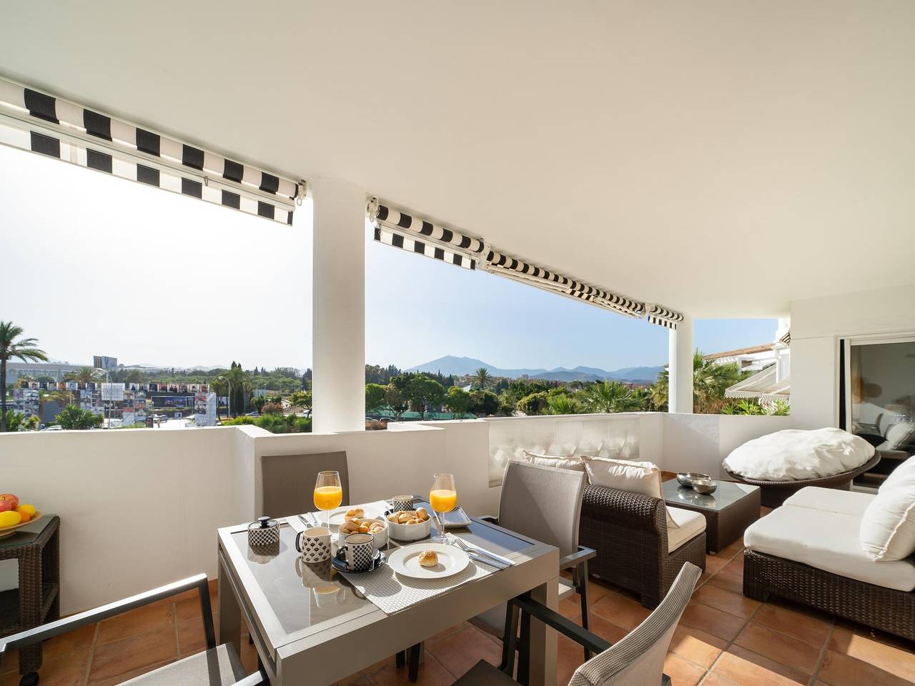 Hel ferieleilighet, Ferieleilighet for 6 personer med terrasse in Marbella West, Marbella