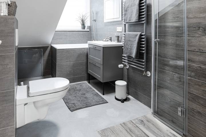 Ganze Wohnung, Ferienwohnung 'Exklusive "Dg"' mit Seeblick, Balkon und Wi-Fi in Konstanz, Untersee