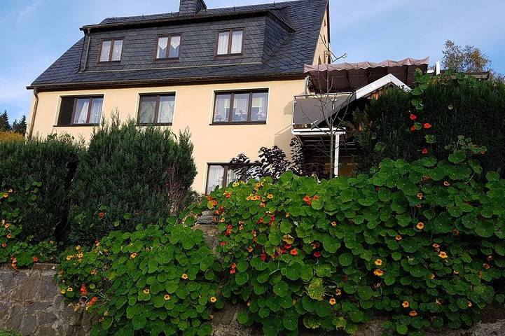 Ferienwohnung für 6 Personen, mit Garten und Pool