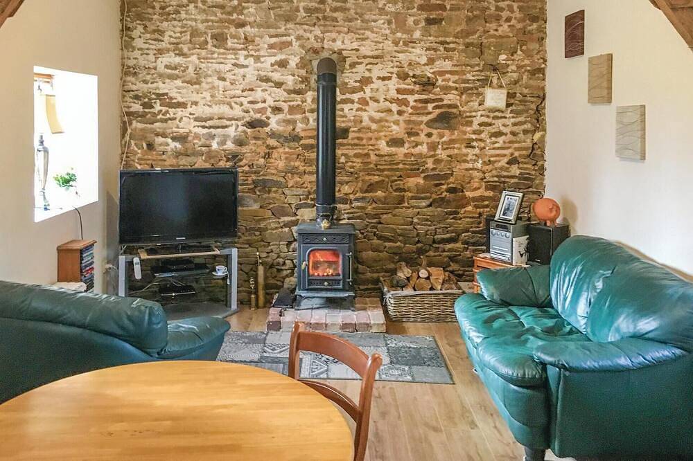 1 bedroom nice home in Fougerolles Du Plessis in Fougerolles-du-Plessis, Mayenne (desambiguación)