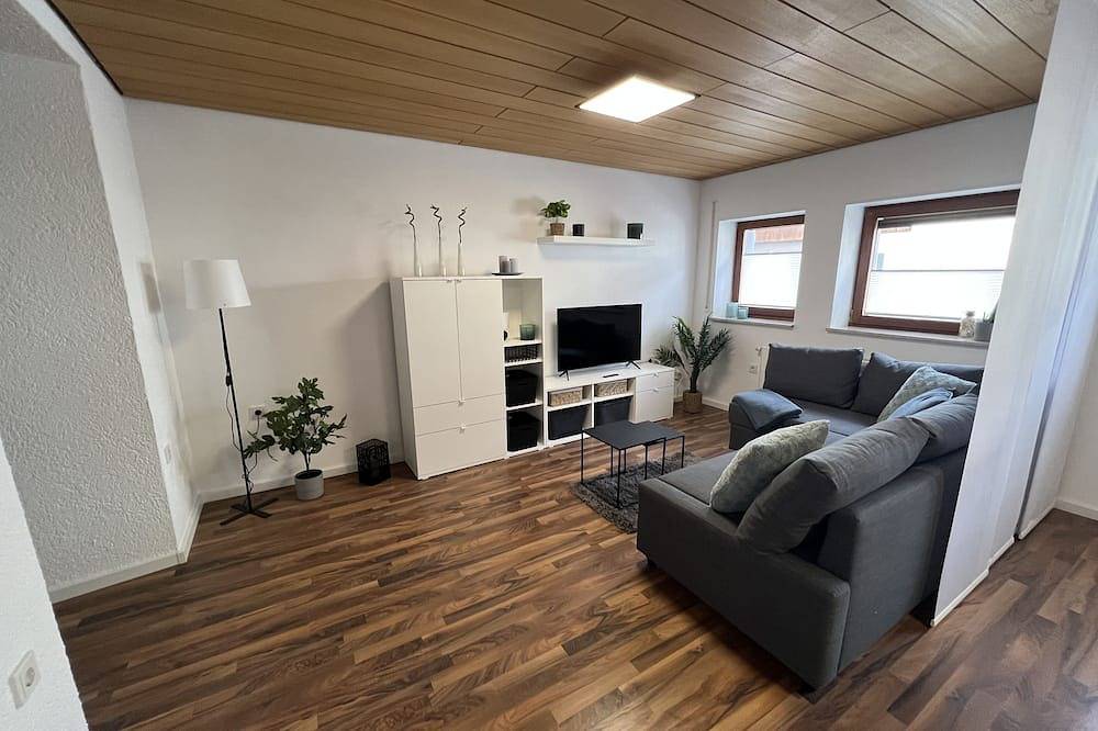 Ganze Wohnung, Schöne, ruhige und zentral gelegene Ferienwohnung in Stadtmitte, Zweibrücken