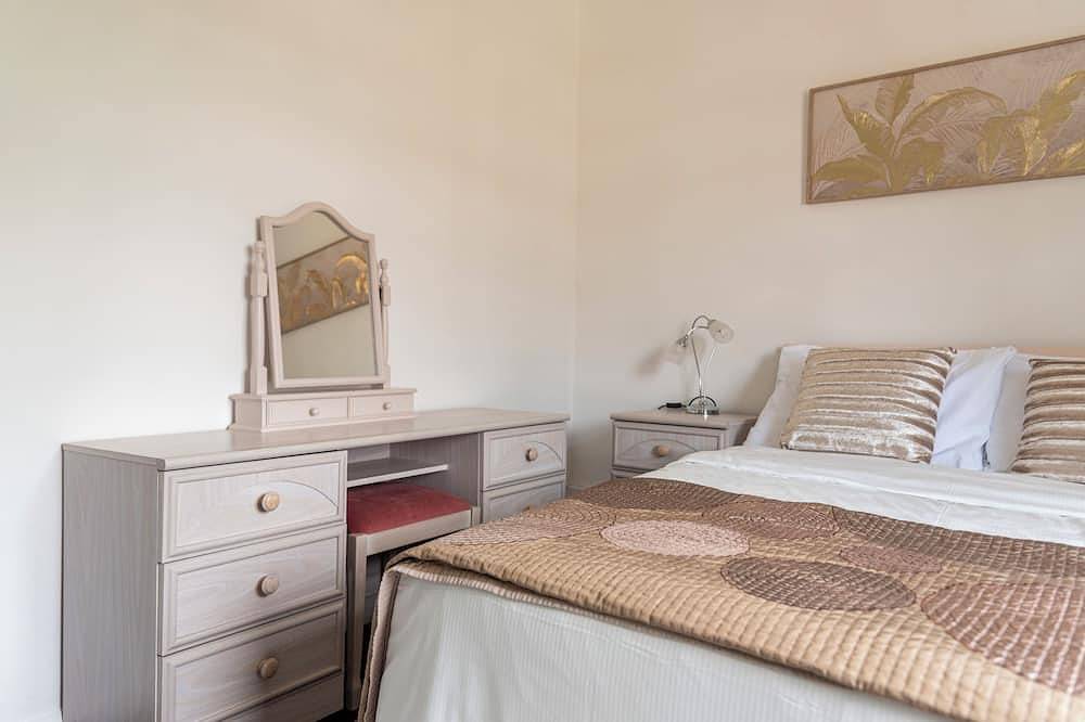 Charming 3-bedroom house 8 min away from Luton station, Mall and Luton Airport in Luton, Chiltern Hills