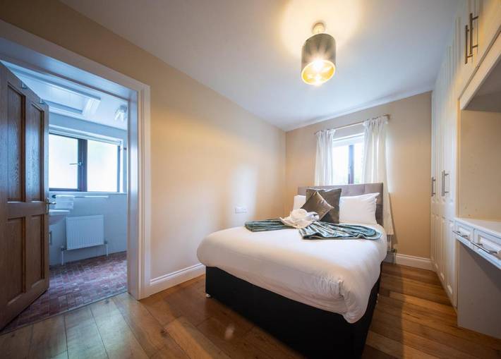 Gîte pour 5 personnes, avec terrasse à Oranmore - 3