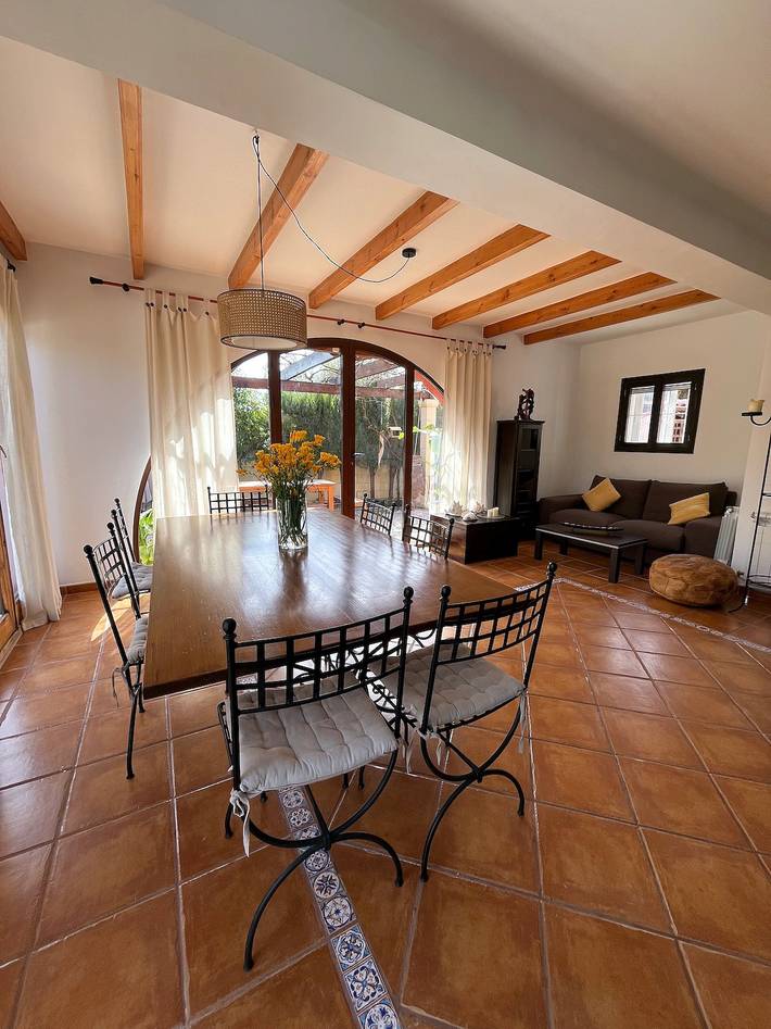 Maison de vacances pour 8 personnes, avec jardin et bassin pour enfant, animaux acceptés à El Campello