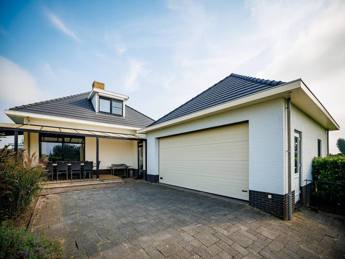 Ferienhaus für 20 Personen, mit Terrasse und Garten sowie Pool und Sauna in den Niederlande