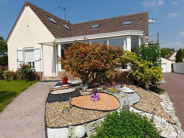 Chambre d’hôte pour 2 personnes, avec balcon ainsi que jardin et vue