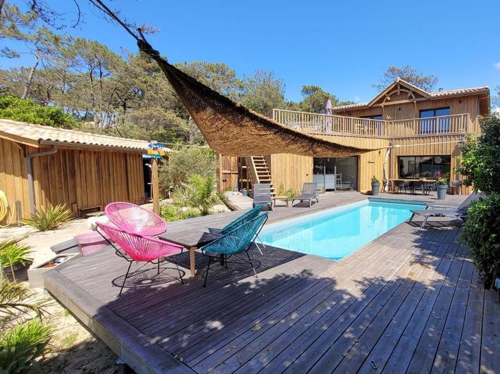 Chambre d’hôte pour 2 personnes, avec piscine ainsi que jardin et terrasse