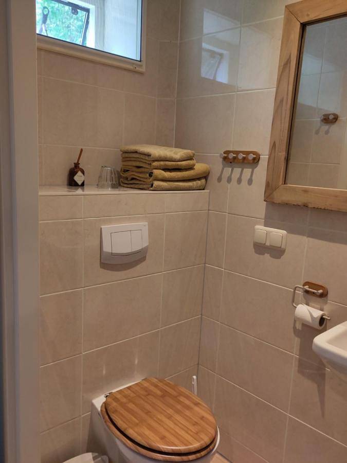 Hotelpension van Ewijcksluis in Ijsselmeer