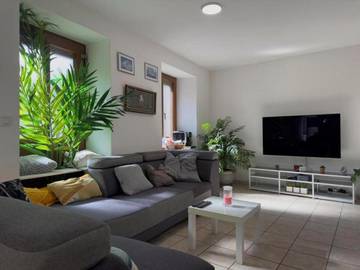 Location de vacances pour 6 personnes, avec jardin et jacuzzi à Coubon