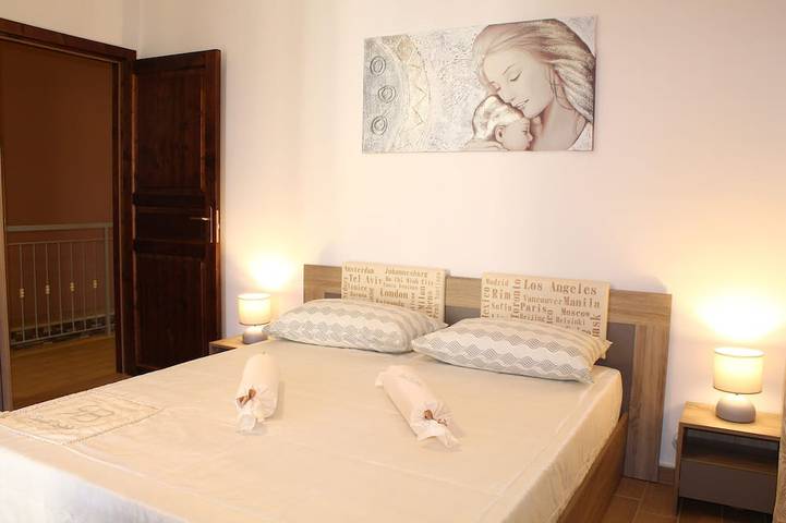 Bellissima Villa A Pochi Passi Dal Mare! in Carini, Provincia de Palermo
