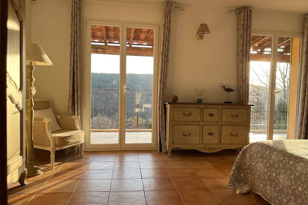 Maison provençale de charme avec vue panoramique, à 5 mn du Verdon in Artignosc-sur-Verdon, Région de Brignoles