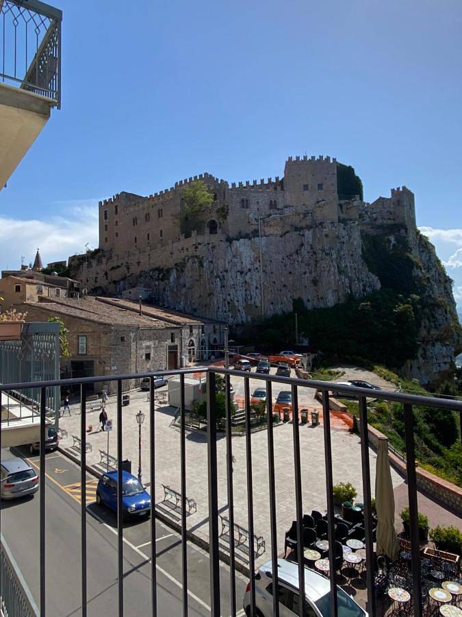 Il Duca House e Holiday Prestige in Caccamo, Provincia di Palermo