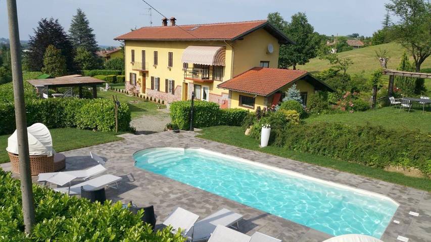 Chambre d’hôte pour 3 personnes, avec Terrasse et Jardin ainsi que Piscine et Vue à Bistagno