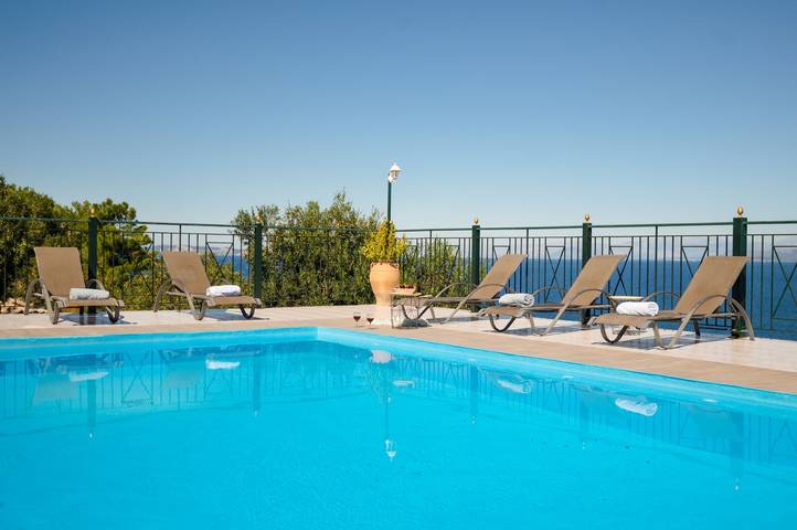 Gîte pour 4 personnes, avec jardin ainsi que piscine et vue dans Paxos - 2