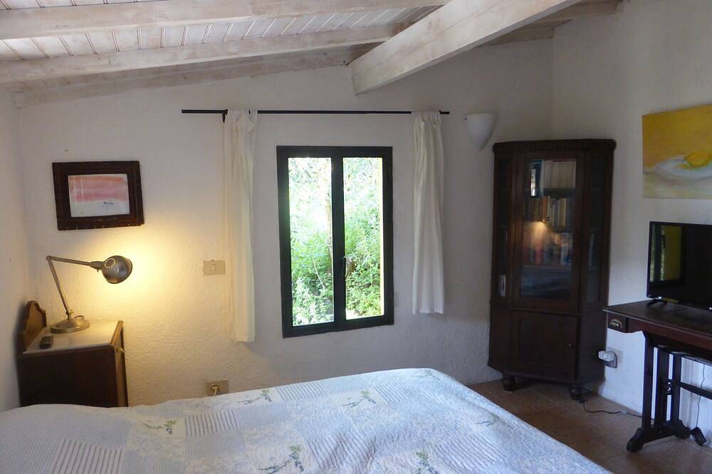 Ein freistehendes Künstlerhaus mitten im Olivenhain, Citra in Prelà Castello, Vasia