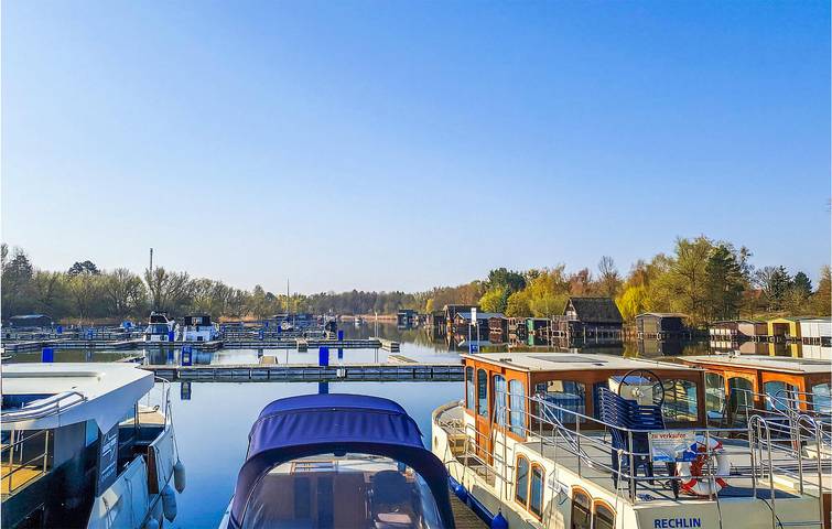 Ferienhaus für 4 Personen, mit Terrasse und Sauna sowie Garten, mit Haustier in Röbel-Müritz - 3