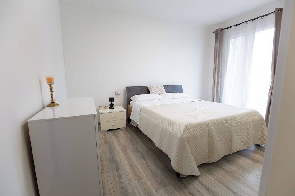 Appartamento intero, Appartamento con due camere da letto in Rivarolo del Re ed Uniti, Provincia di Cremona