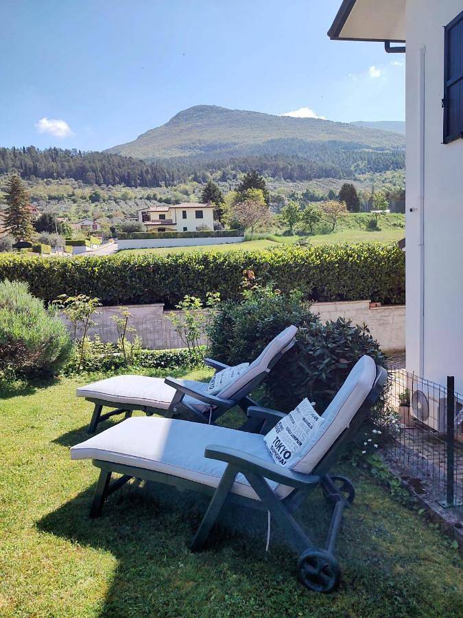Location de vacances pour 4 personnes, avec vue et jardin à Gualdo Tadino - 4