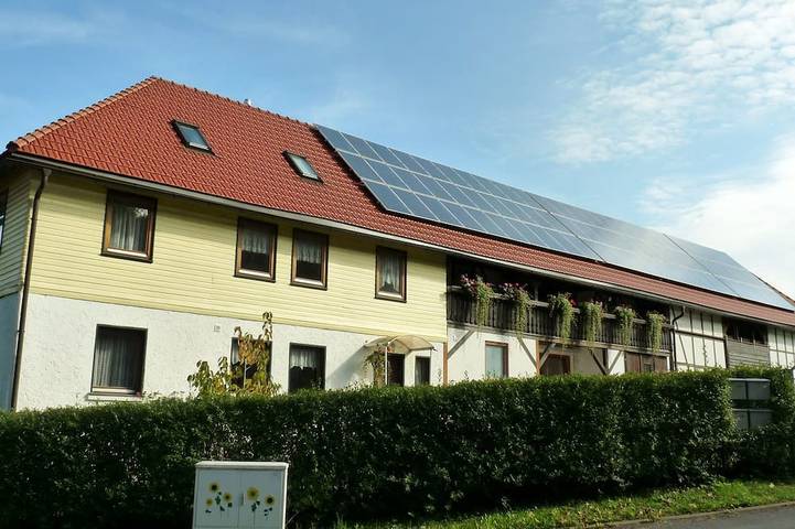 Ferienwohnung für 2 Personen, mit Garten und Balkon in Zella-Mehlis