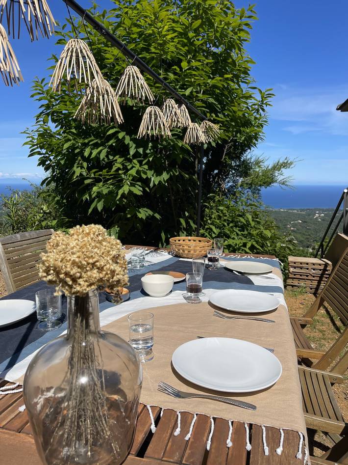 Location de vacances pour 6 personnes, avec terrasse ainsi que jacuzzi et jardin, animaux acceptés à Cervione - 3
