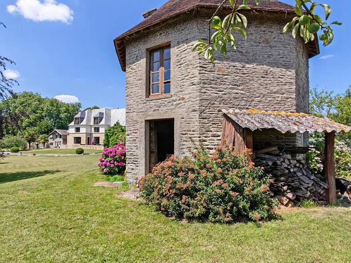 Gîte pour 4 personnes, avec vue et terrasse à Saint-Quentin-sur-le-Homme - 2
