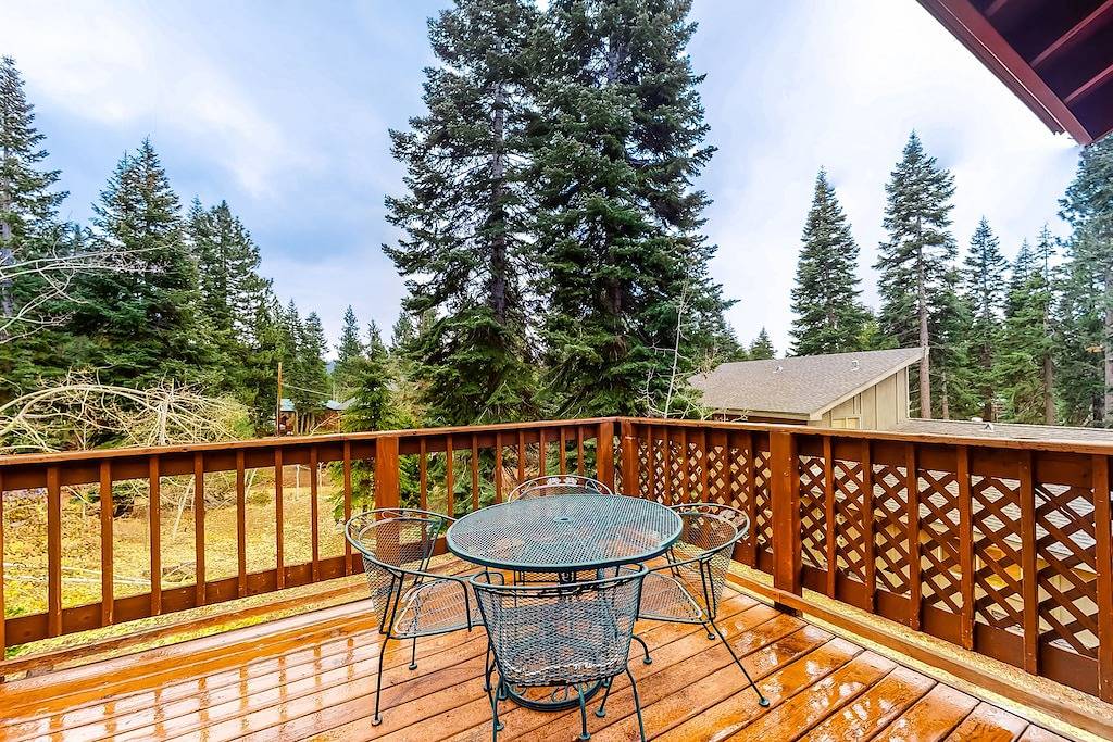 Mountain Home w/Decks, Gas Grill, & Fireplace - Near Northstar California Resort in Tahoe Vista, Placer County