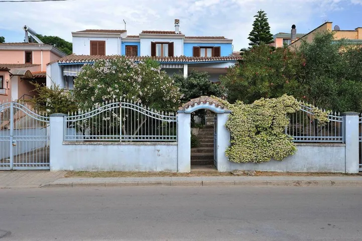 Villa for 10 people, with view and garden, child-friendly - 1