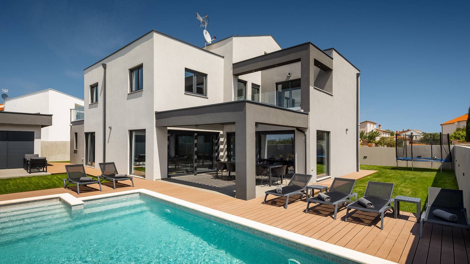 Villa Nea by Villas Guide in Pula-Medulin, Pula