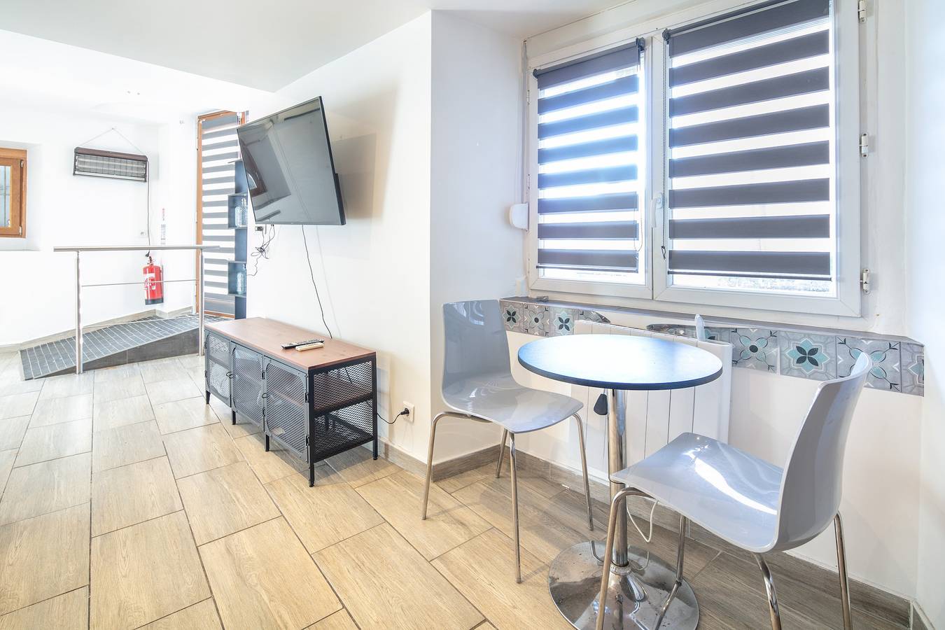 Entire apartment, Le Refuge de Valdaine - Joli studio climatisé in Saint-Geoire-en-Valdaine, La Tour-du-Pin region
